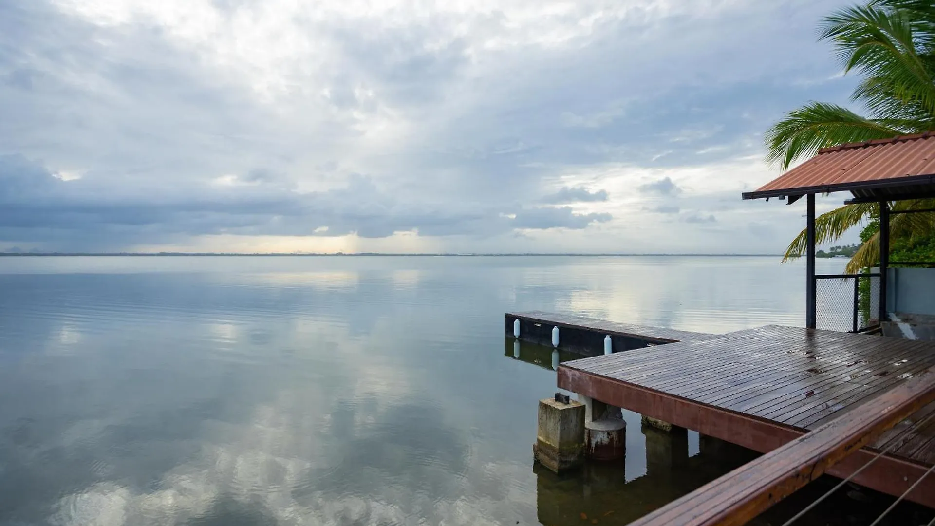 Villa Lagoonscape Negombo